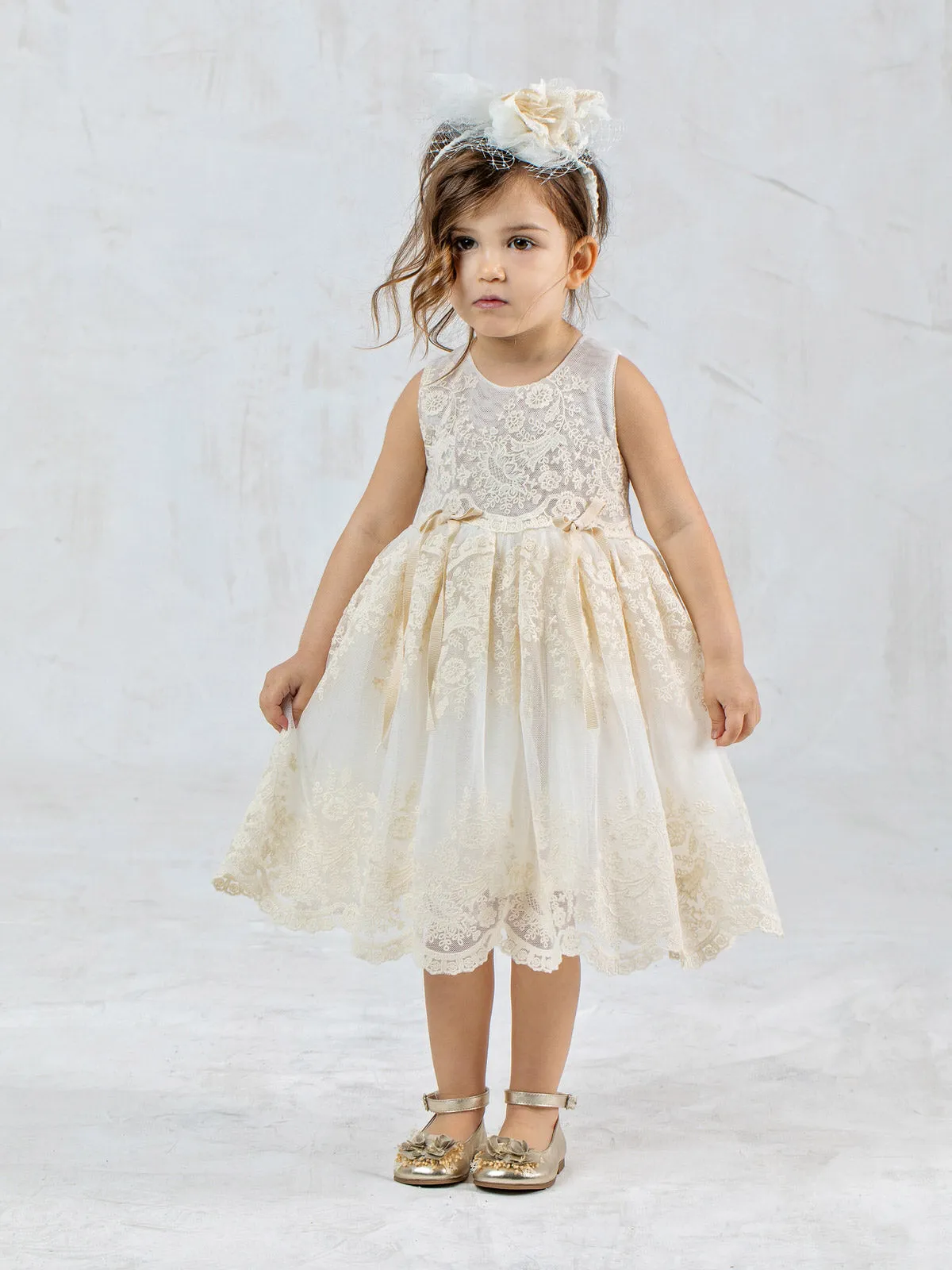 Girl's romantic lace dress - NINET