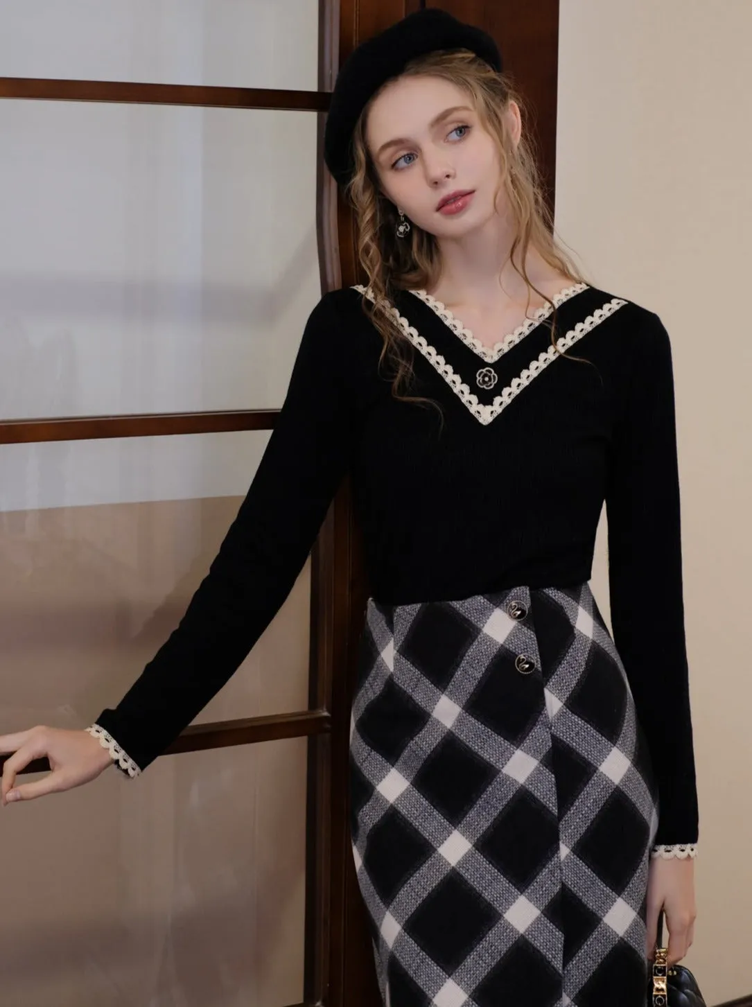 Retro French Top V-Neck Lace