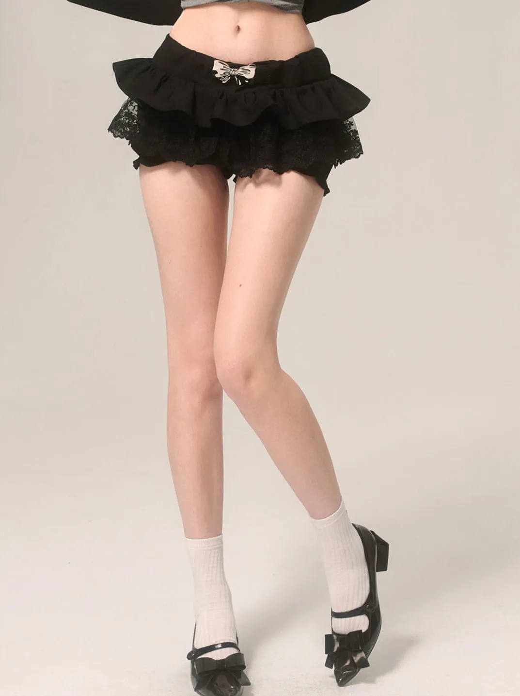 Romantic Design Bow Lace Black Skirt Shorts